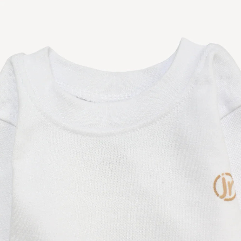 Plain White Long-Sleeved Undershirt