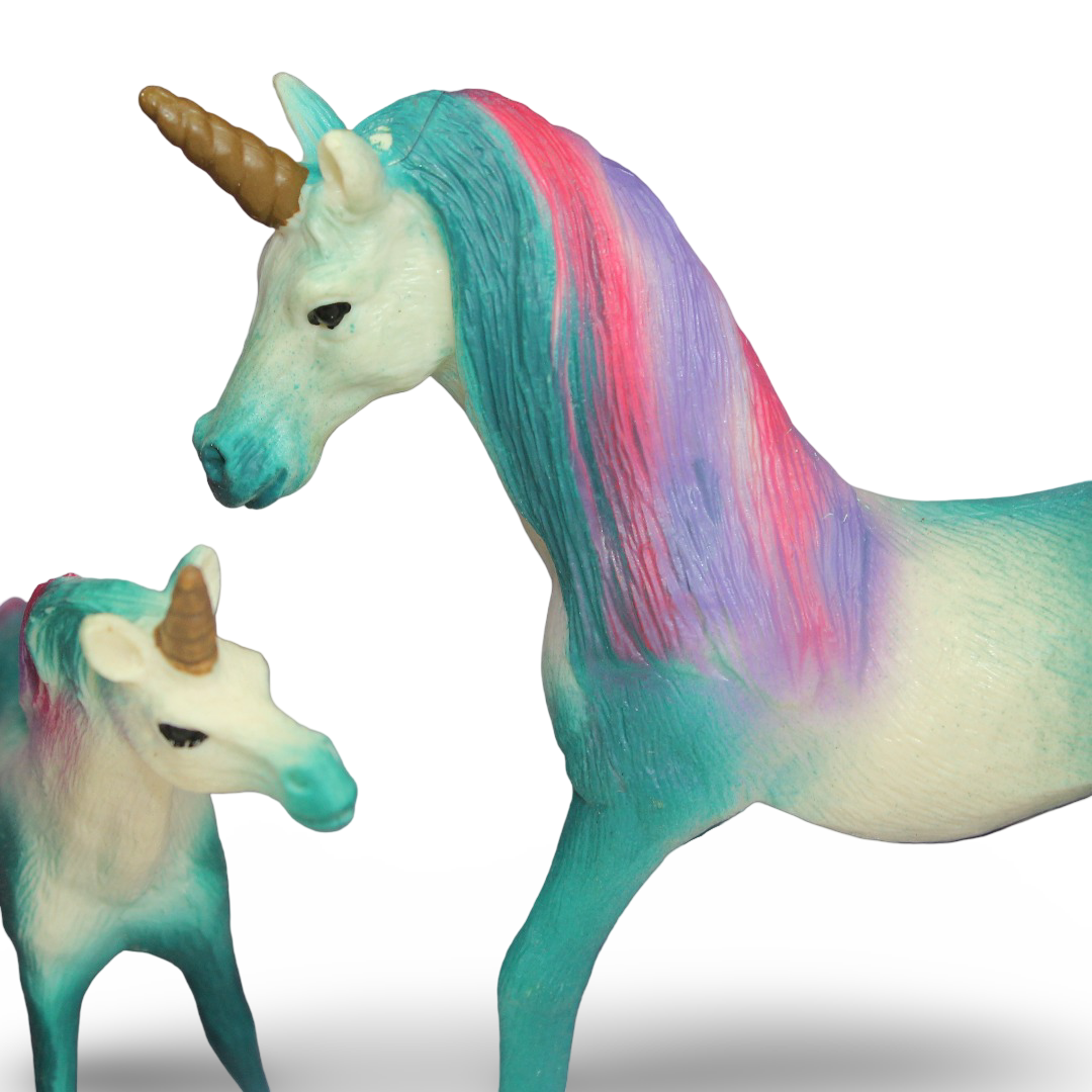 World Dream Model Series 2 Unicorn Figures – Aqua - Toys