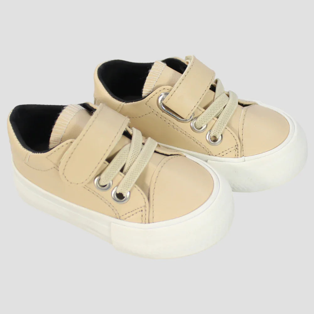 Unisex Beige Sneakers - Clothing - BeeFun