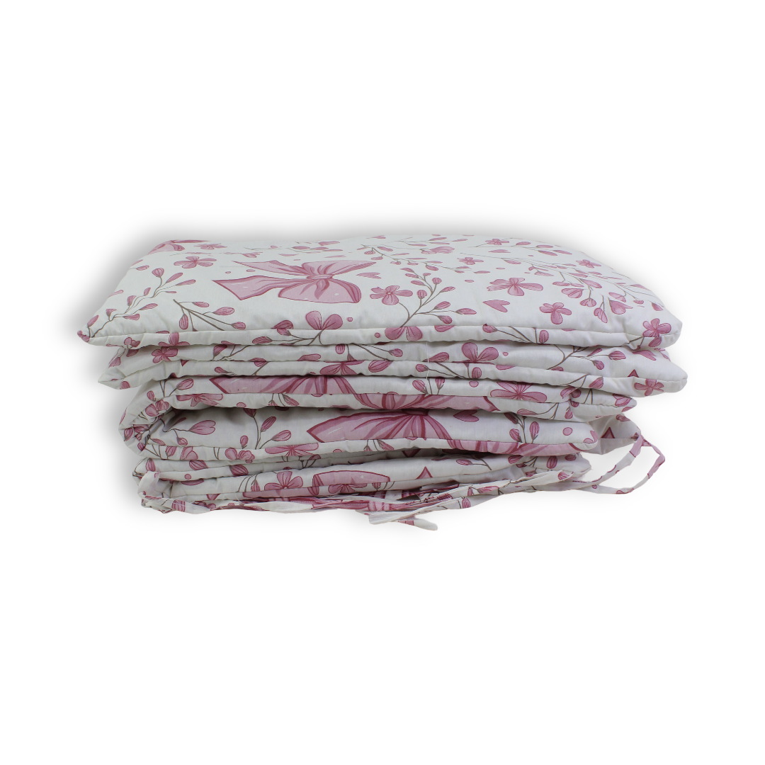 Cotton Crib Bumper – Off-White with Pink Bows Print