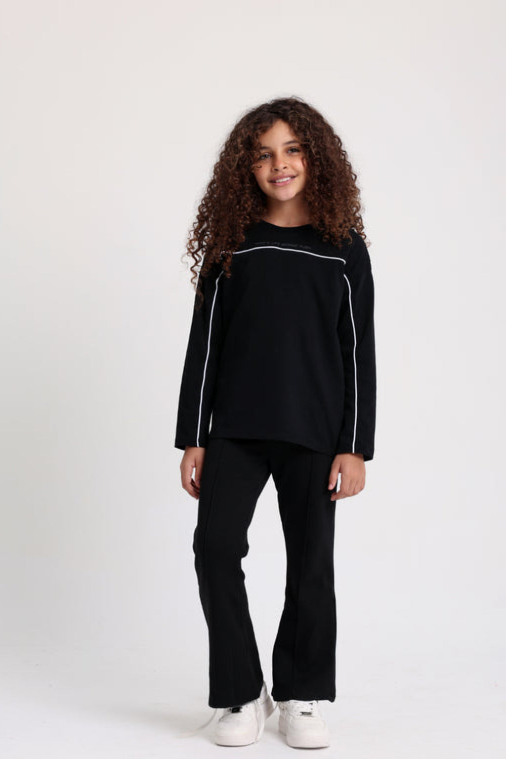 Girls Creased Front Flared Pants – Black
