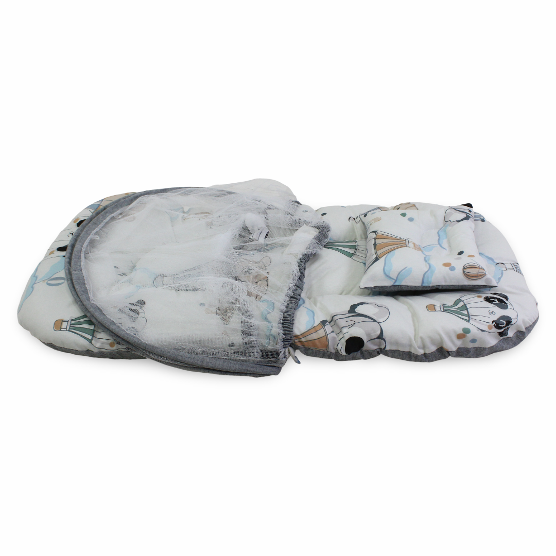 Cotton Mosquito Net – Off-White with Hot Air Balloon Print