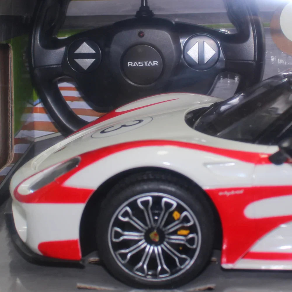 سيارة بورش 918 بالتحكم عن بعد