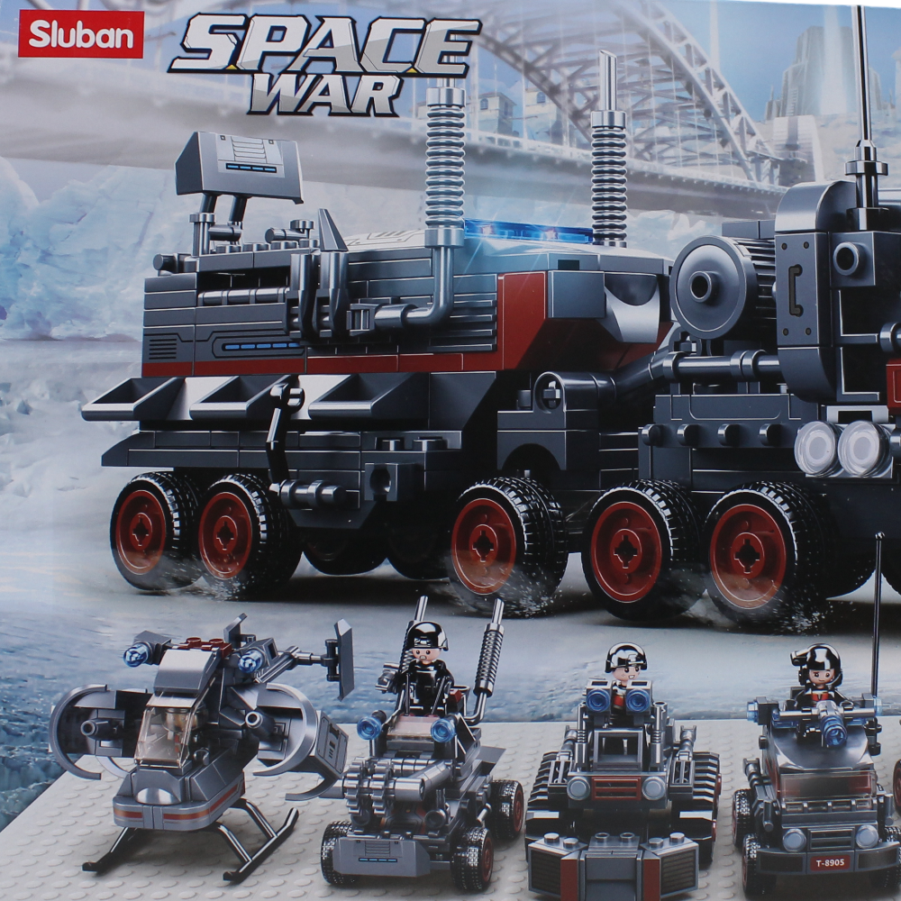 Sluban 6-in-1 Space War Command Vehicle - 557Pcs