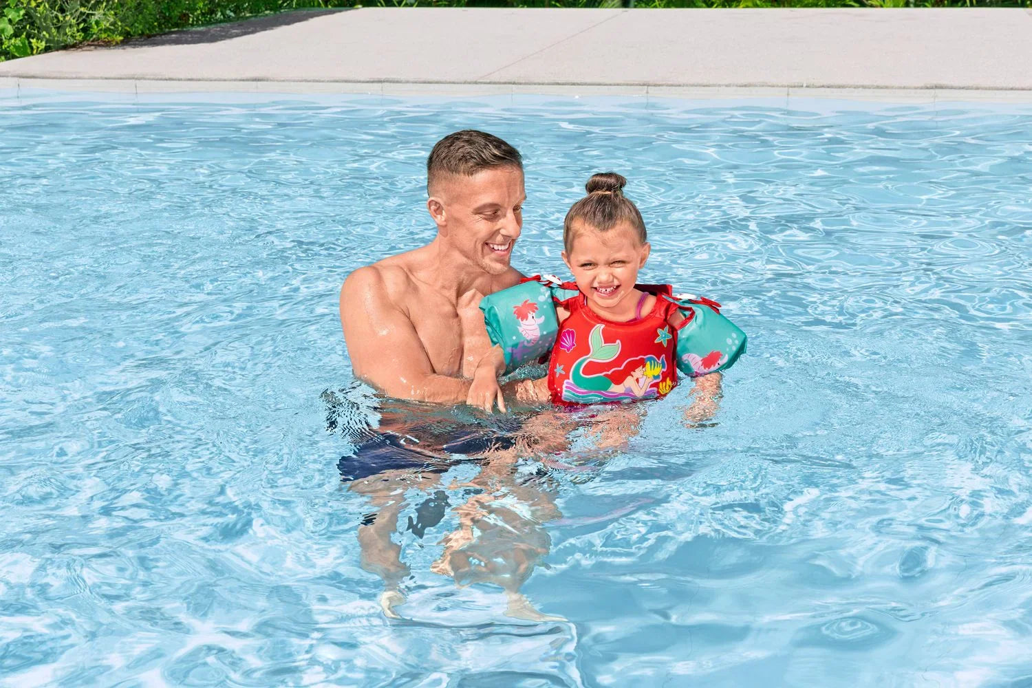 Life Jacket with Shoulder Support