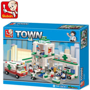 Sluban City Scene Emergency Center - 376 Piece