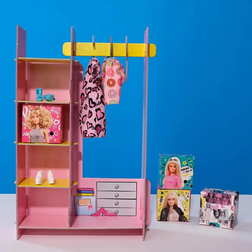 Lisciani Barbie Fashion Boutique Playset with Doll