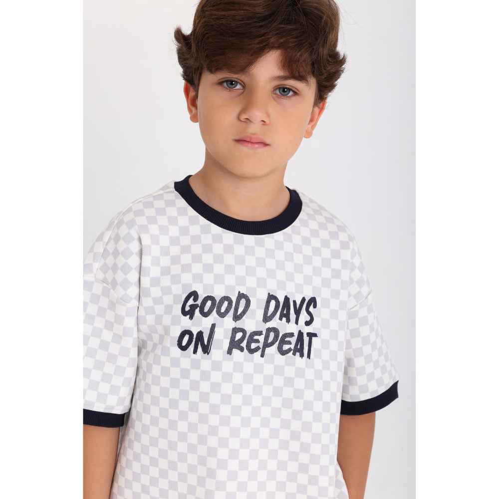 Boys Cotton Outfit Set – Off-White & Grey with "Good Days No Repeat" Print