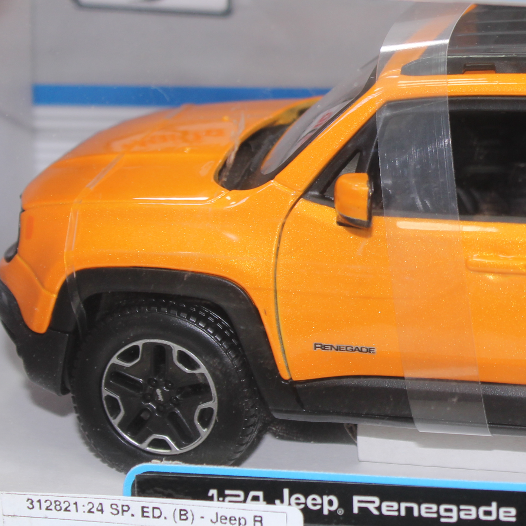 Maisto Special Edition 1:24 Scale Jeep Renegade