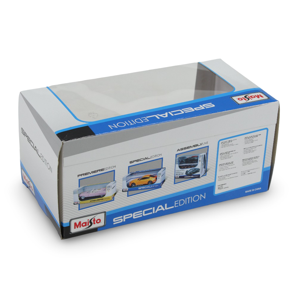 Maisto 2020 Chevrolet Corvette Stingray Coupe Die-Cast Model Car – 1:24 Scale