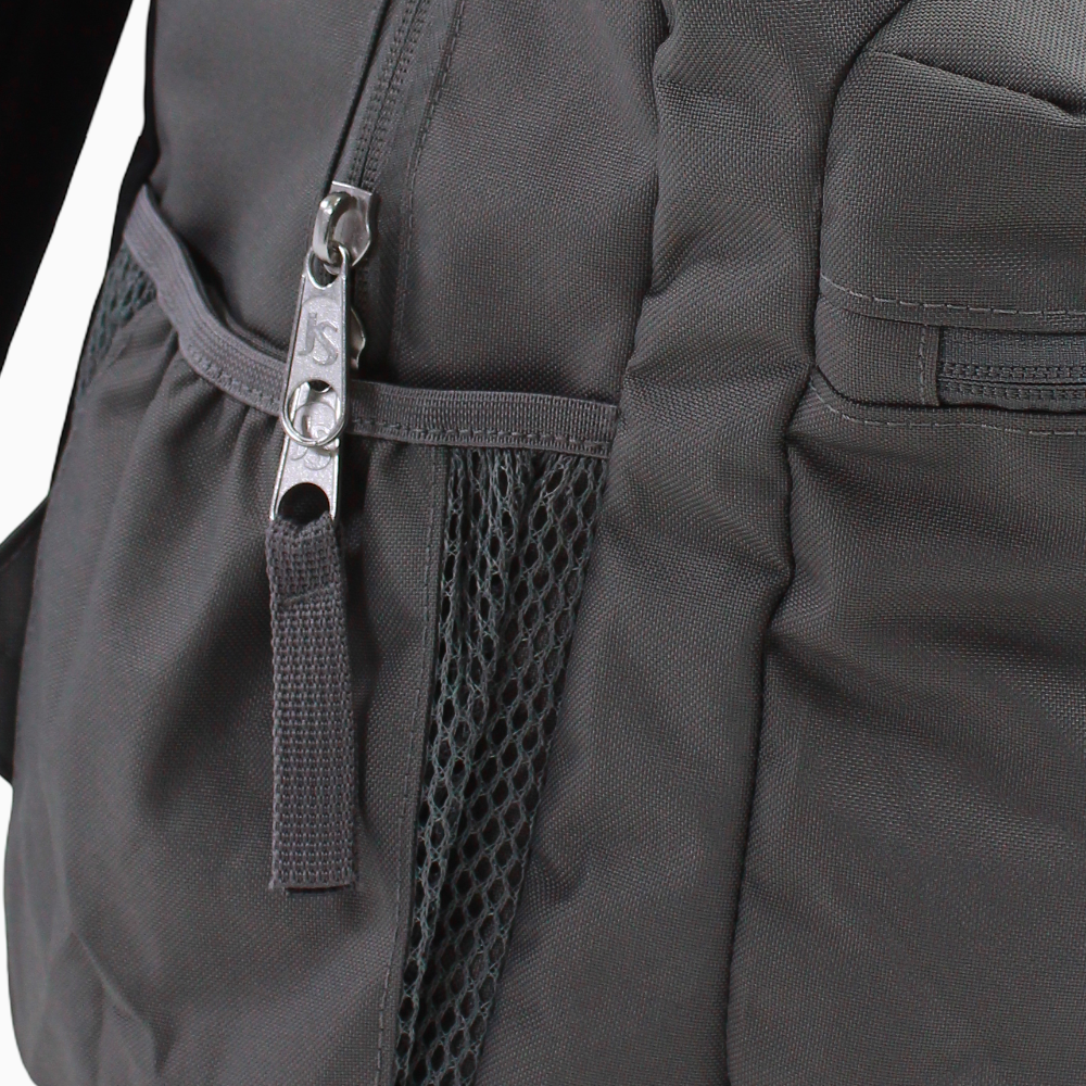 Cross Town Backpack – Graphite Grey (26 L)