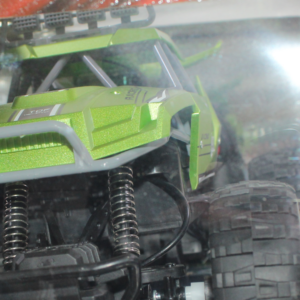RC Off-Road Monster Truck Toy – Green