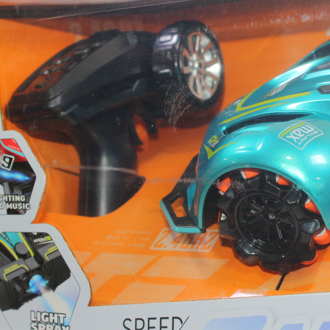 "Strong 9" Remote-Controlled Stunt Racing Car – Turquoise