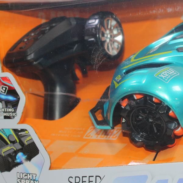 "Strong 9" Remote-Controlled Stunt Racing Car – Turquoise
