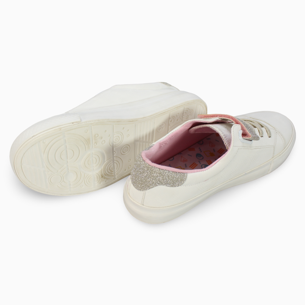 Girls Leather Sneakers  – Star Detail