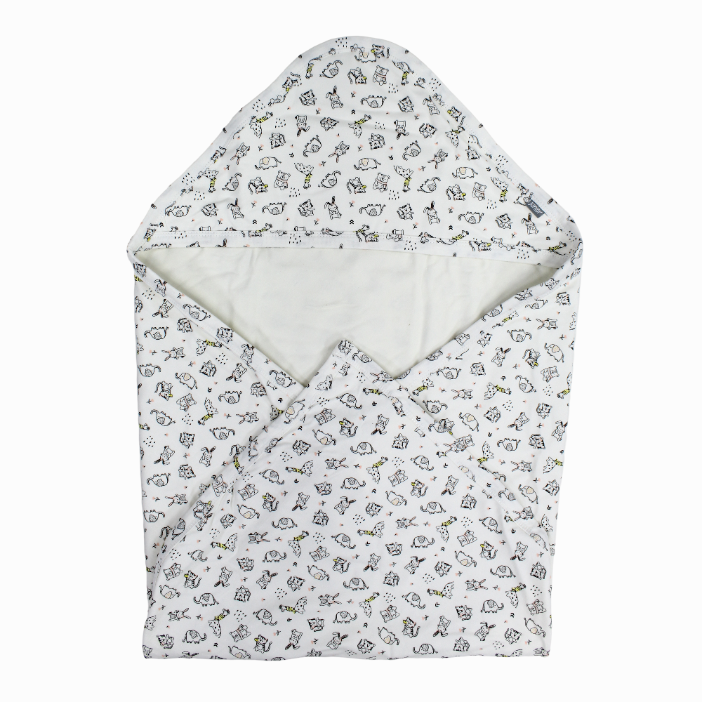 Cotton Baby Blanket – Off-white with Animals Design