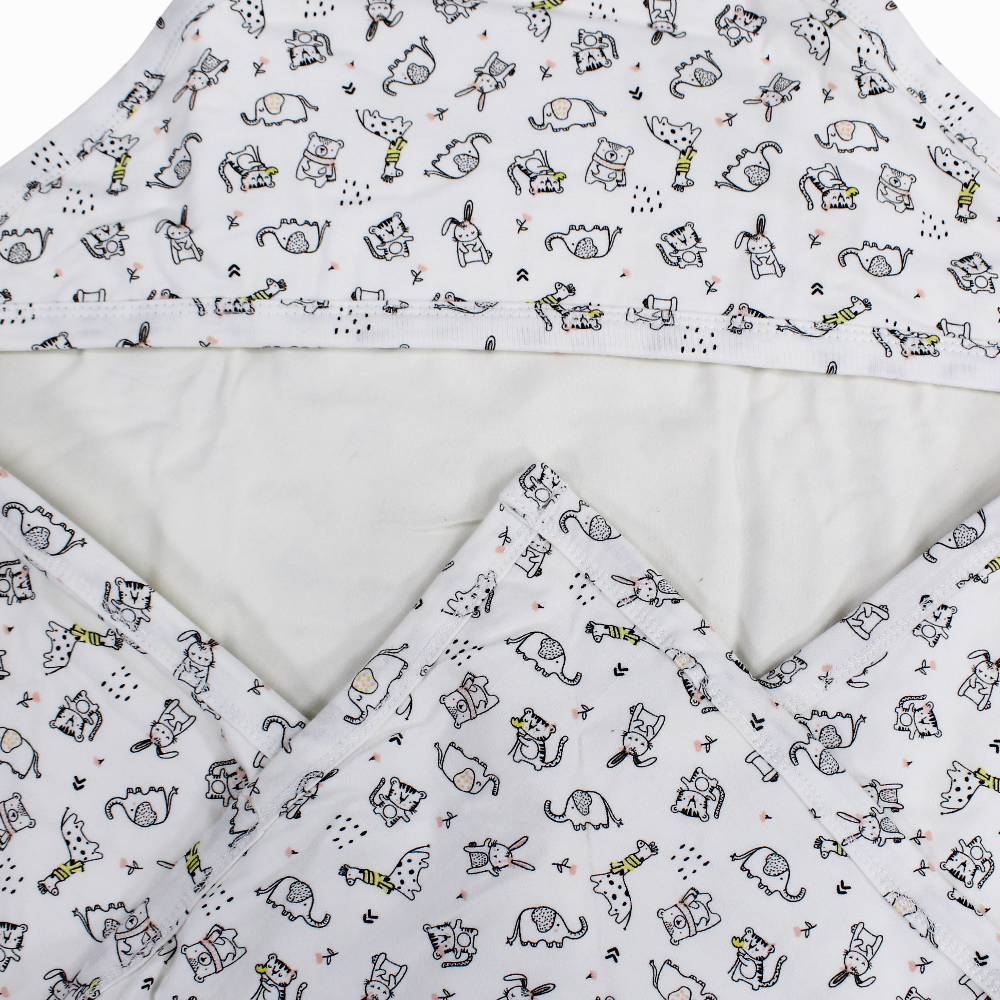 Cotton Baby Blanket – Off-white with Animals Design