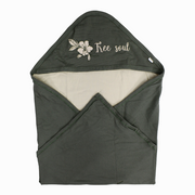 Cotton Baby Blanket – Green with "Free Soul" Design