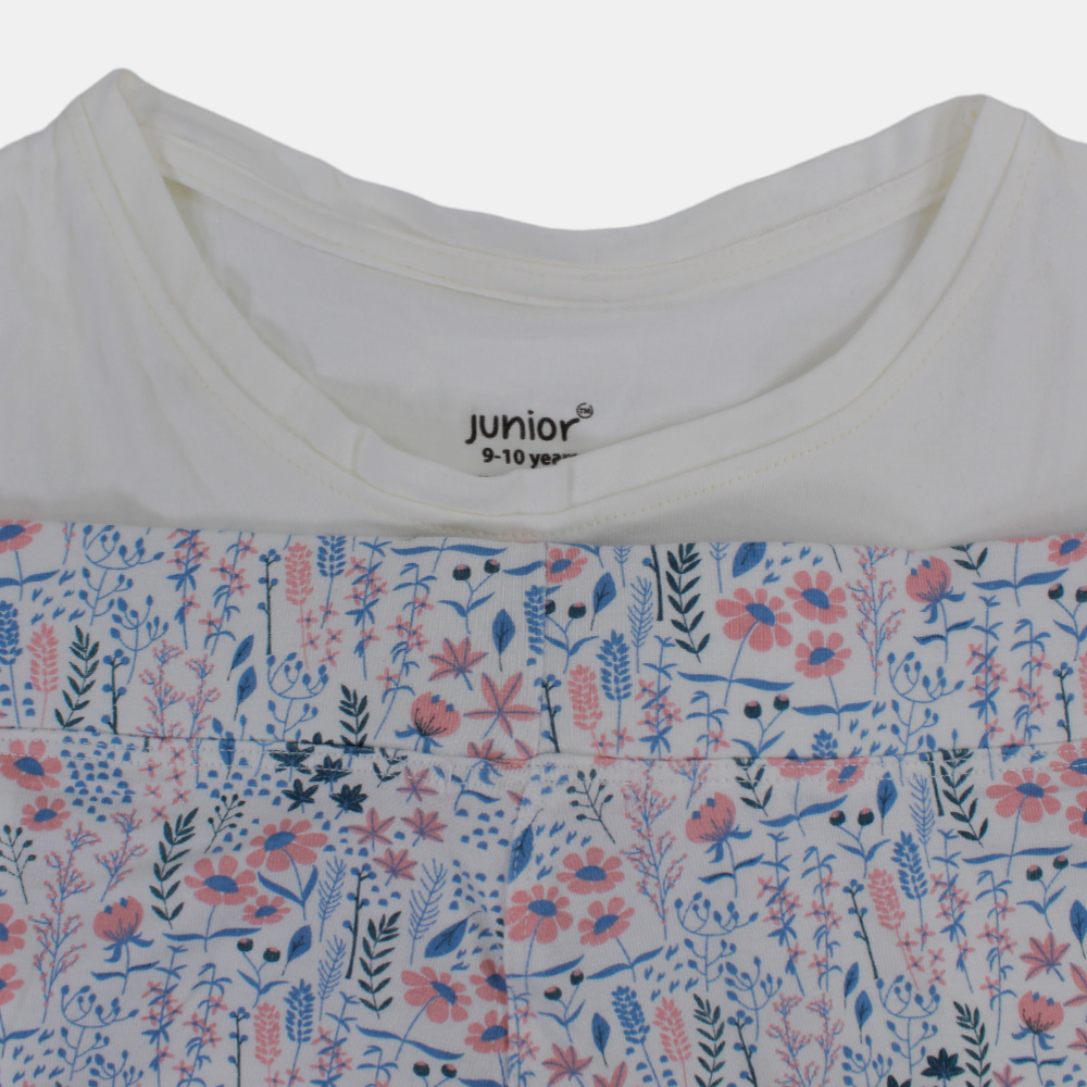 Girls Short-Sleeved Cotton Pajama Set – Off-White with Floral Design
