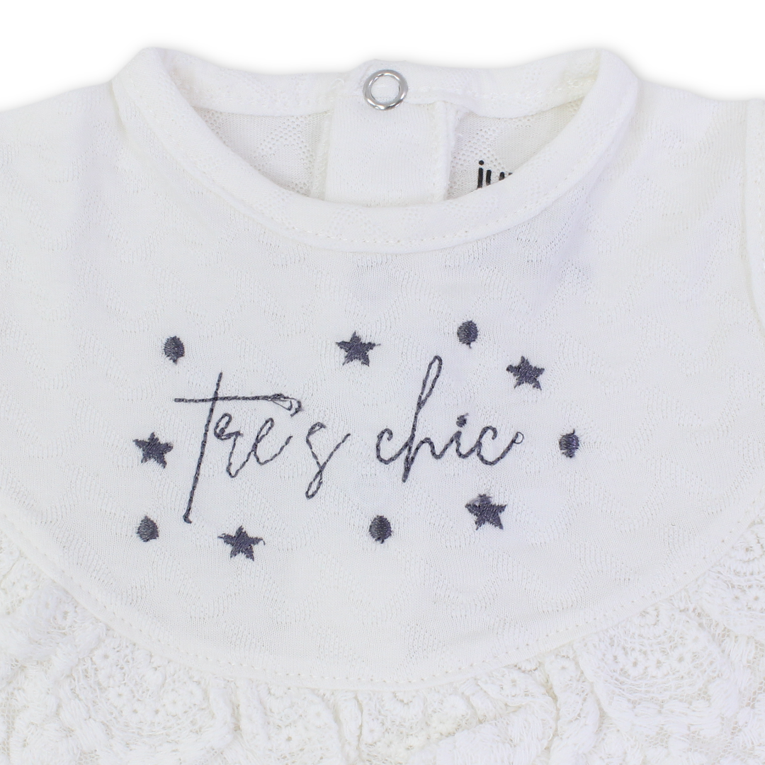 Baby Girls Cotton Romper – Off-White with "Trest Chic" Embroidery