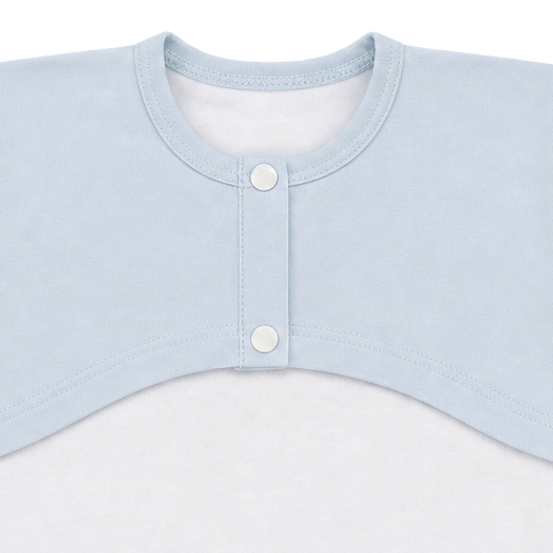 Coton Short-Sleeved Baby Bib – Baby Blue & Off-White