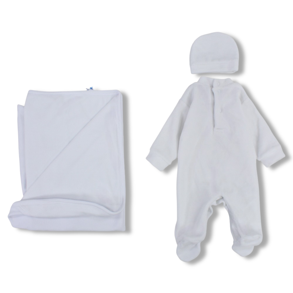 Baby Boys Baby Footie with a Beanie & Baby Blanket  – White with Bear Design
