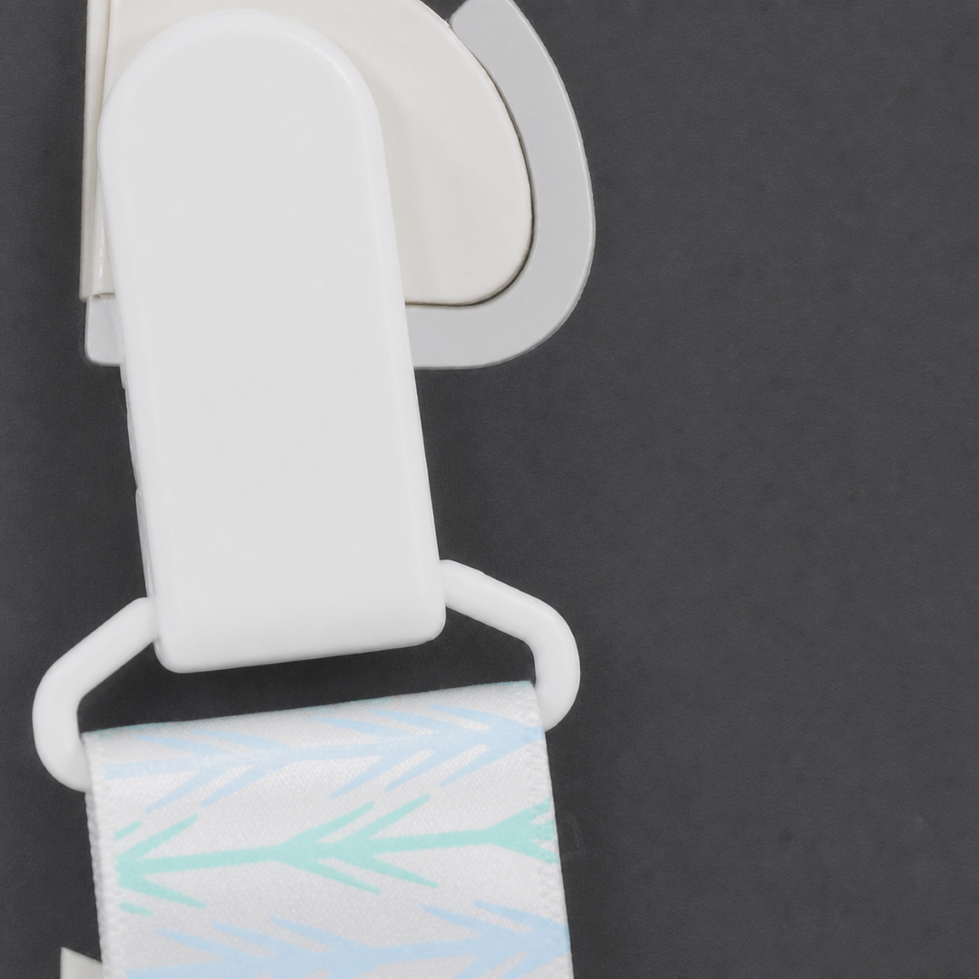 Tender Nest Baby Pacifier Holder – Mint Arrow Print