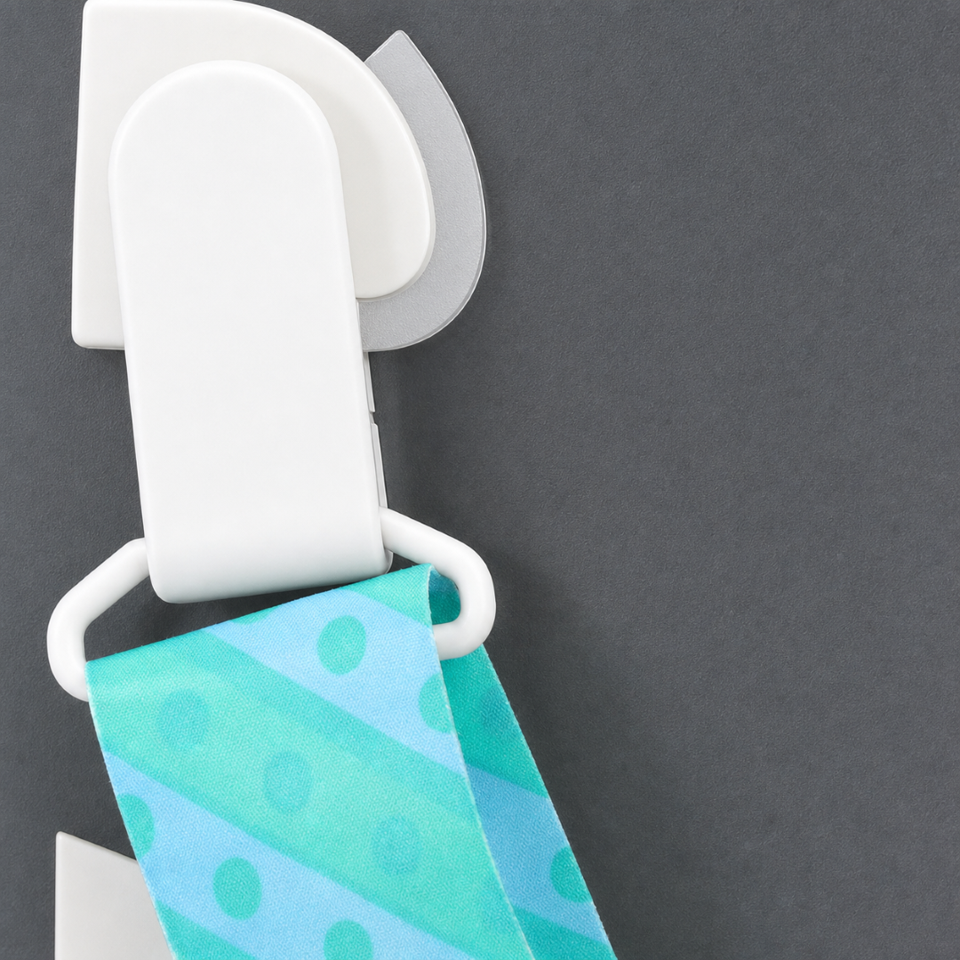 Tender Nest Baby Pacifier Holder – Mint Dotted