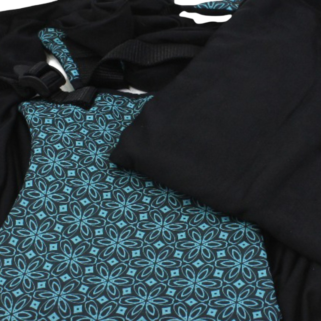 Petit Bebe Baby Vea Sling Carrier – Black & Blue