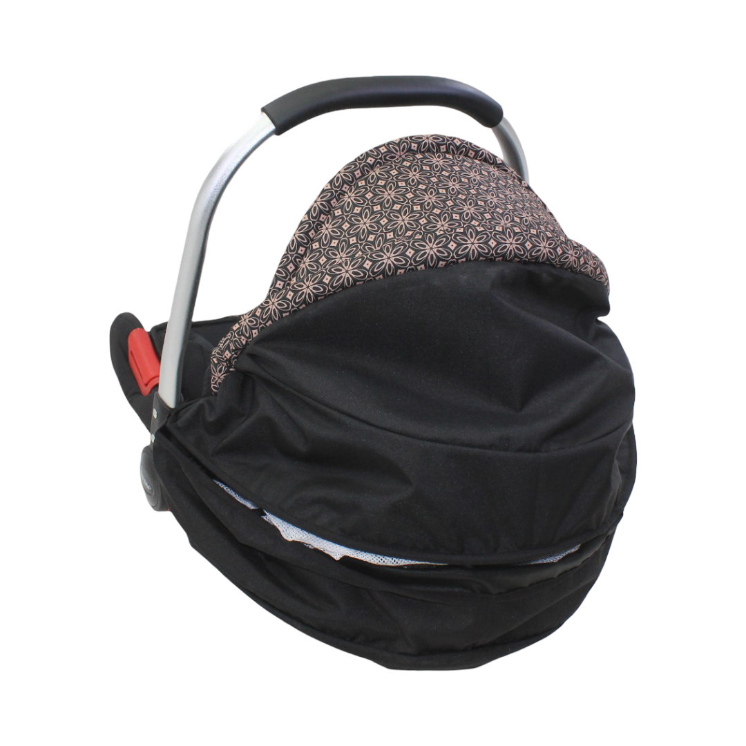 Petit Bebe Vea Car Seat – Black &  Beige