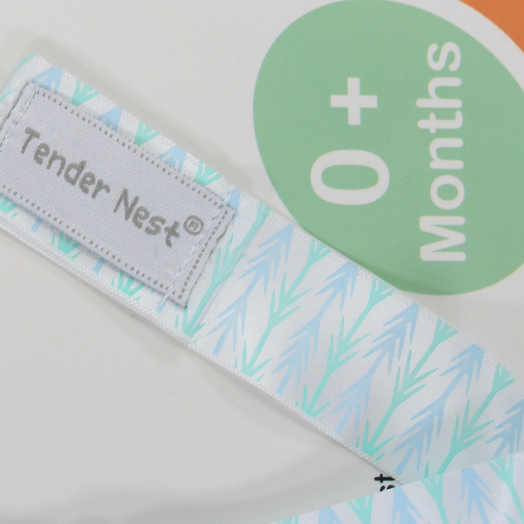 Tender Nest Baby Pacifier Holder 0m+ – Arrow Print