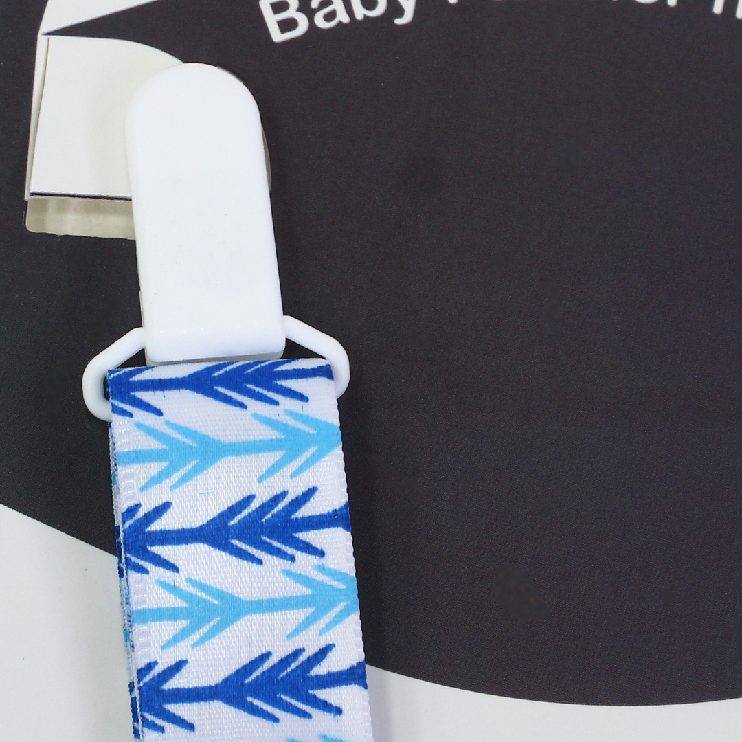 Tender Nest Baby Pacifier Holder 0m+ – Arrow Print