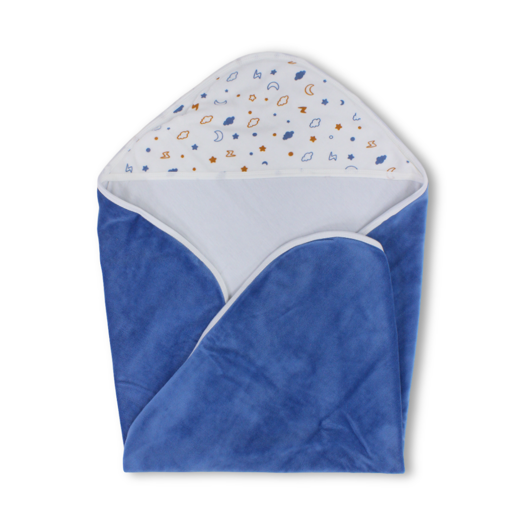 Cotton Baby Blanket – Off-White & Blue with Star, Moon, and Cloud Print