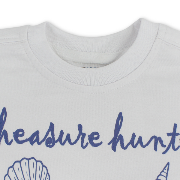 Unisex Baby Cotton T-Shirt – White with ”Treaure Hunter” Print
