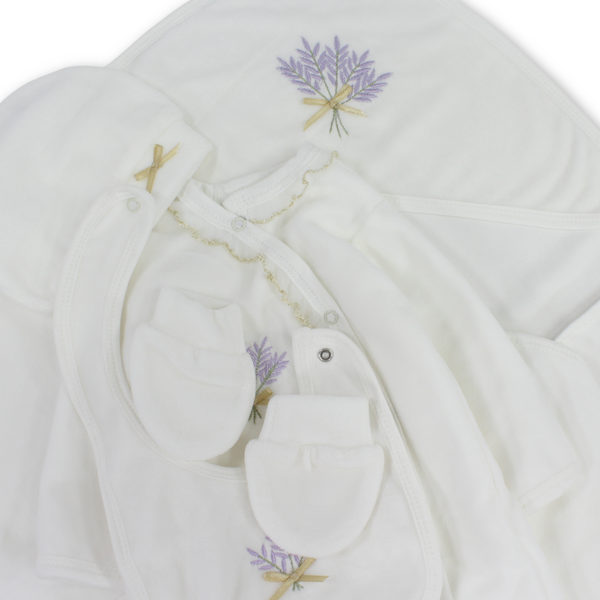 Unisex Baby Velvet Gift Clothes Box – White (5 Pcs)