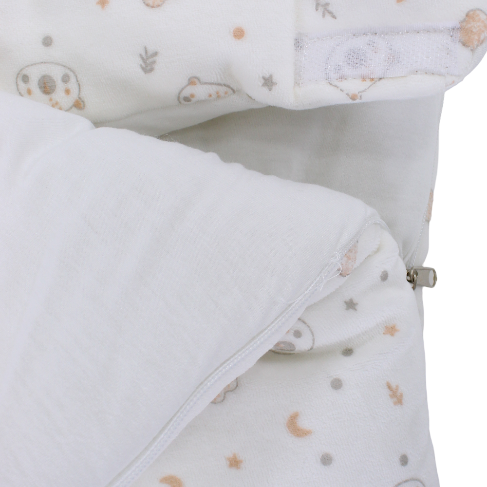 Unisex Baby Velvet Sleeping Bag – Off-White with Baby Bear Design