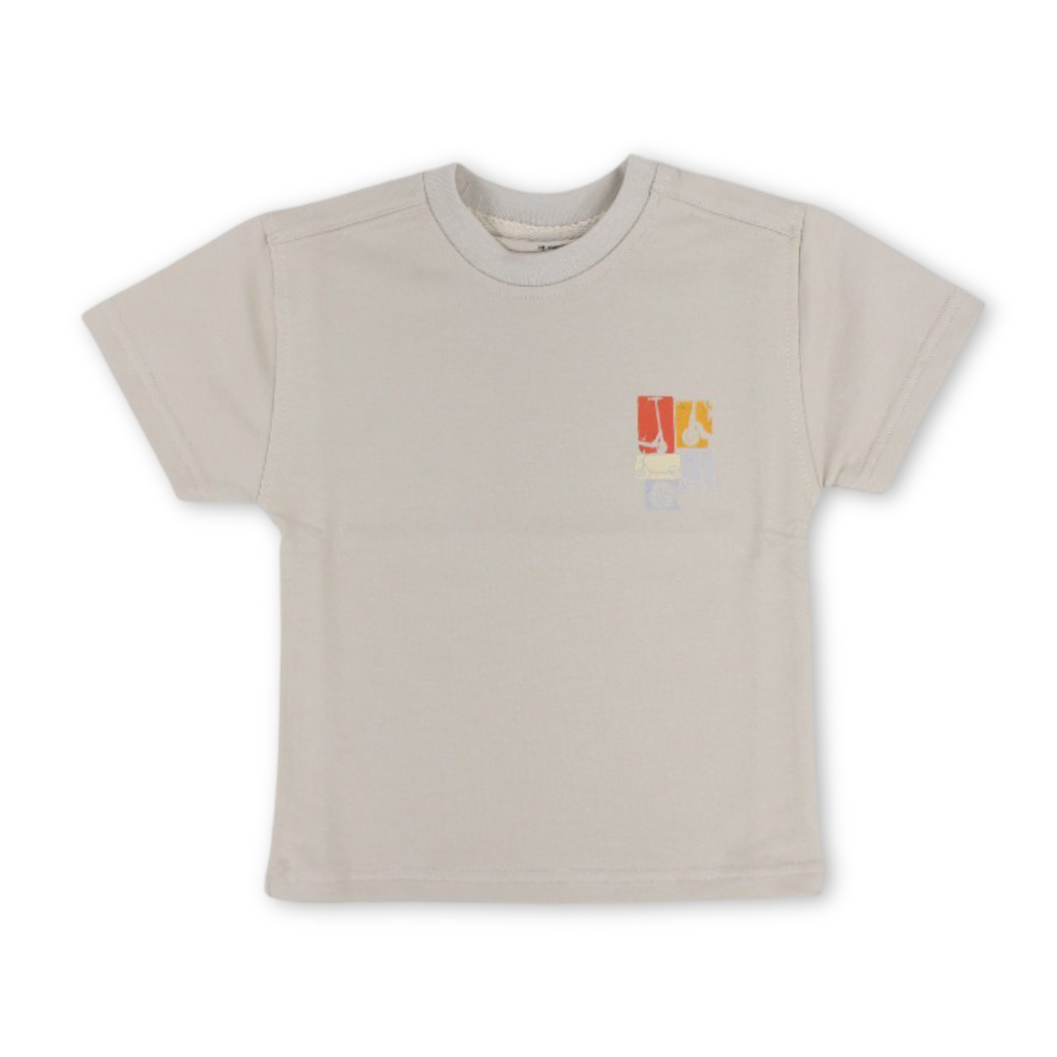 Unisex Baby Cotton T-Shirt – Beige with Skateboards Print - Clothing - Berceau