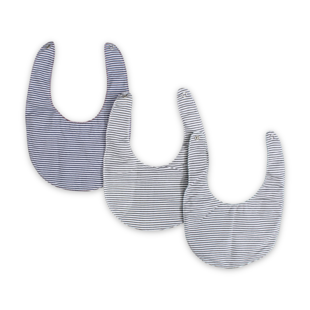Cotton Baby Bib with "Mom+Dad=Me" Print – (Pack Of 3)