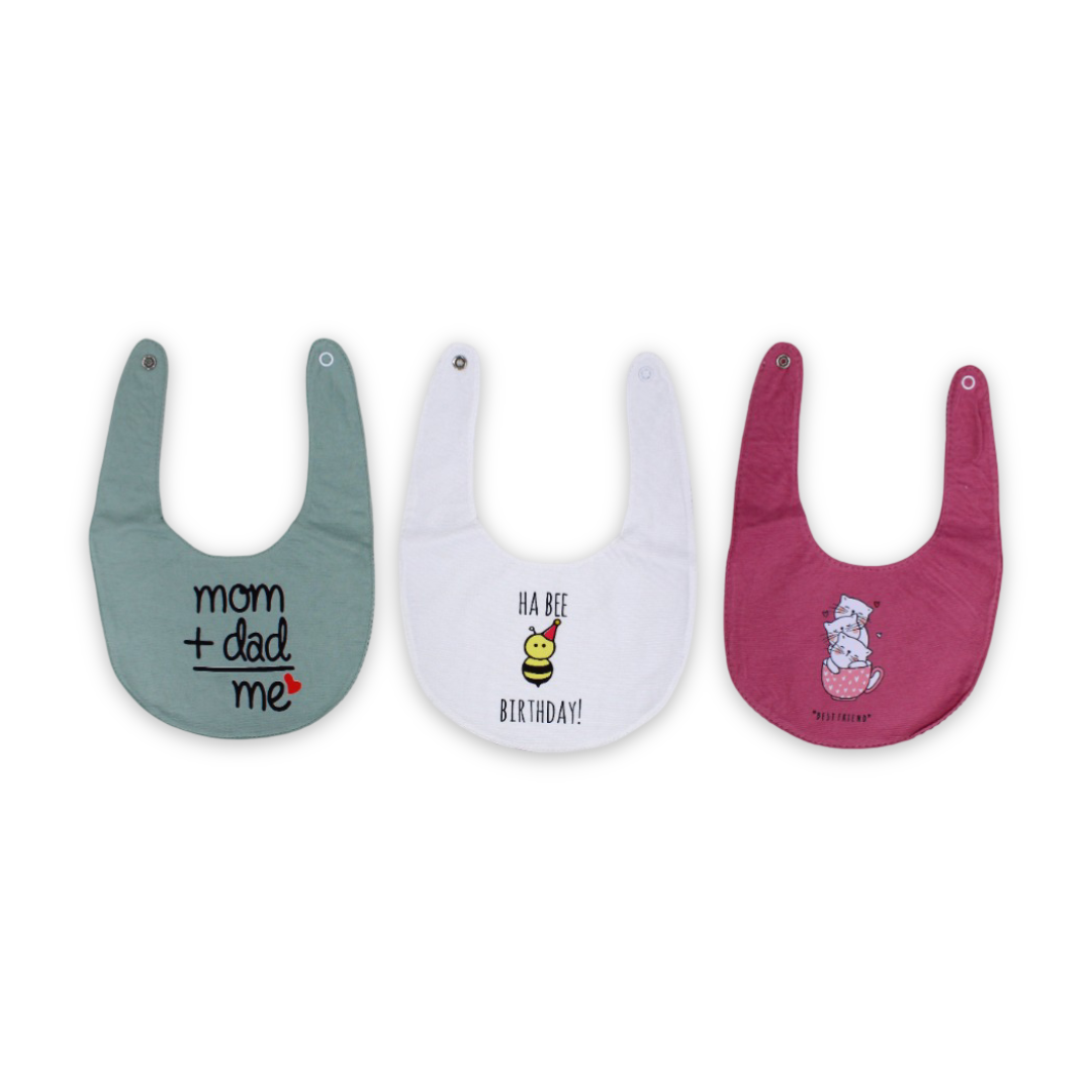 Cotton Baby Bib with "Mom+Dad=Me" Print – (Pack Of 3)