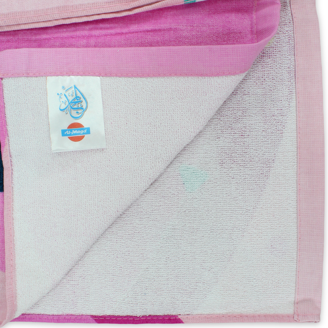 Girls Beach Towel – Pink with Minnie Mouse Print