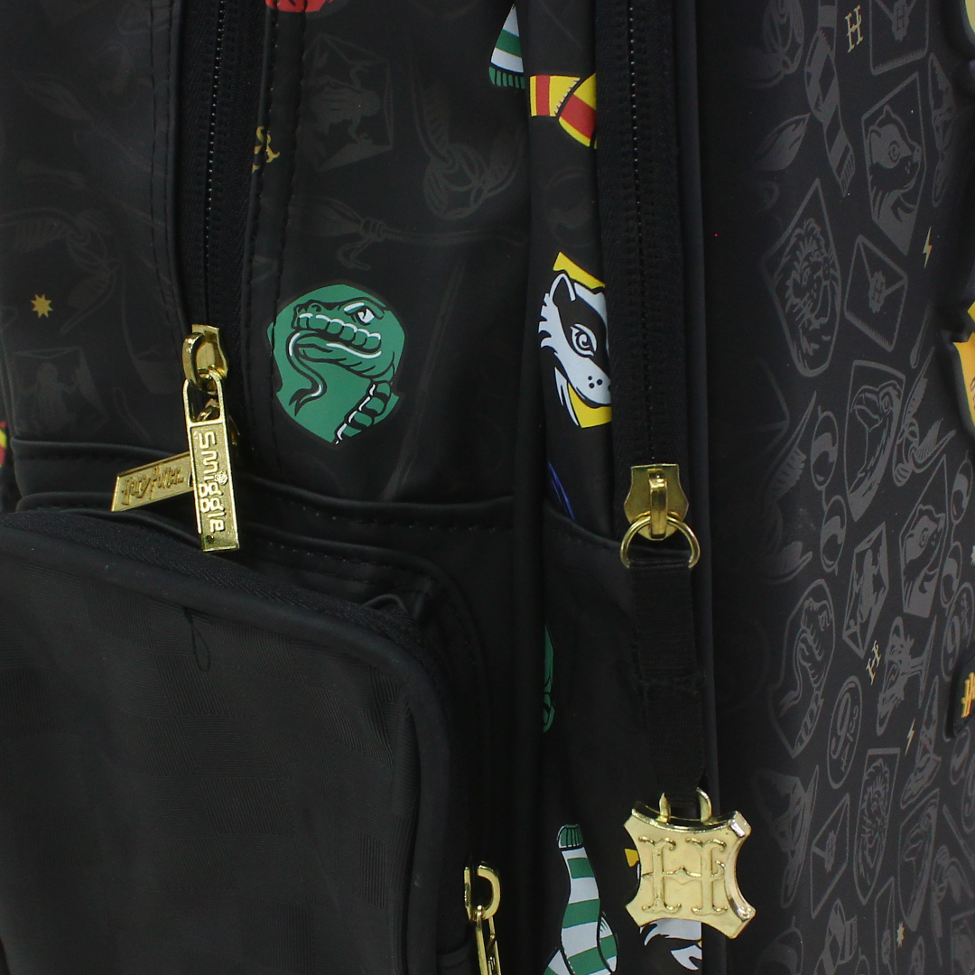 Smiggle Trolley Bag Hogwarts Design 18 Inches – Black