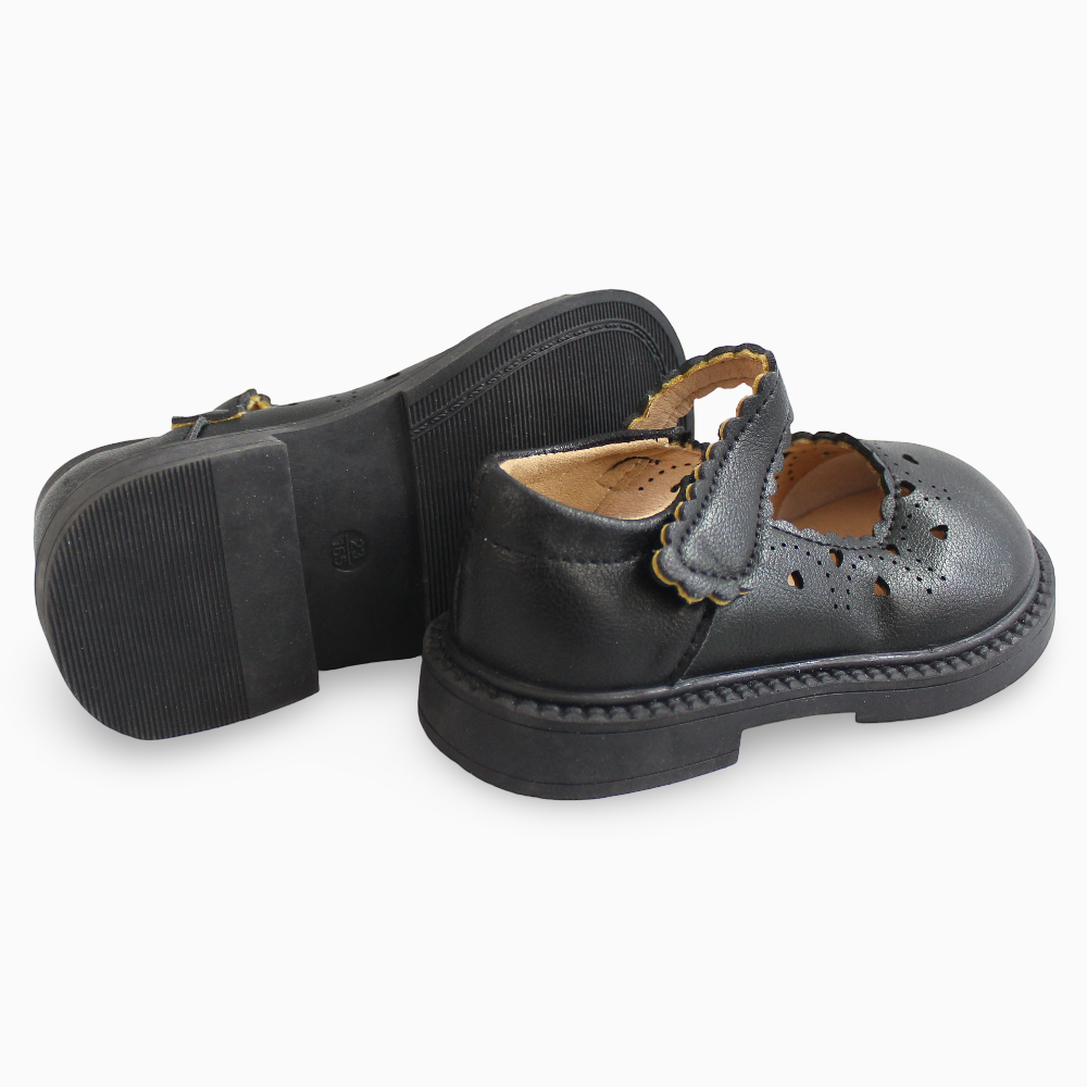 Girls Leather Shoes – Black