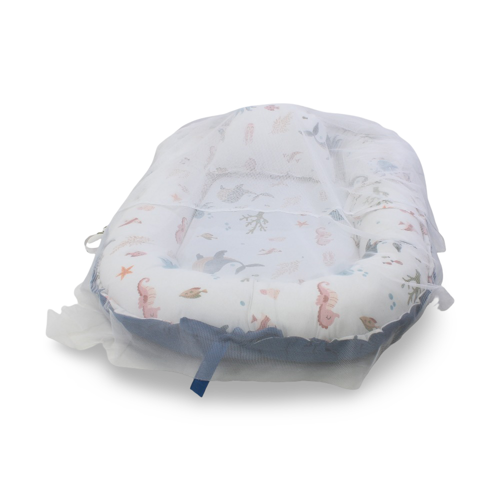 Baby Nest – Turquoise with Seabed Print
