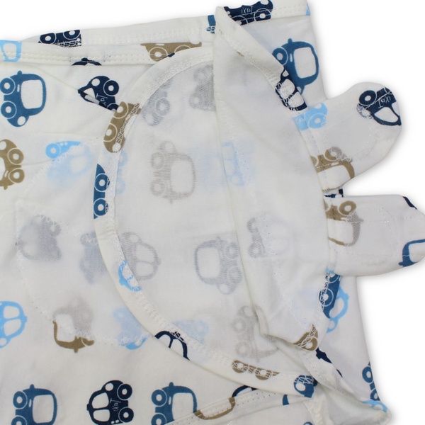 Kolaco Cotton Baby Swaddle – Off-White with Cars Print