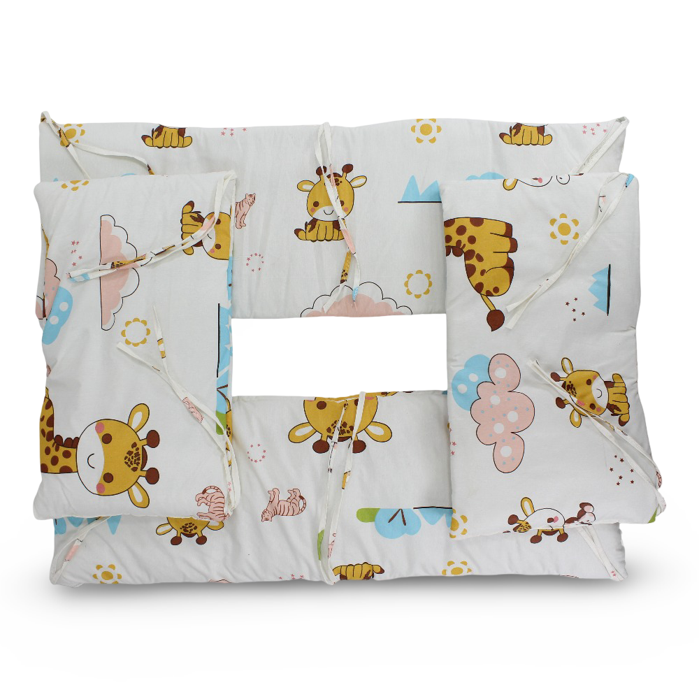 Baby Crib Bumper Set – Off-White with Giraffe Print