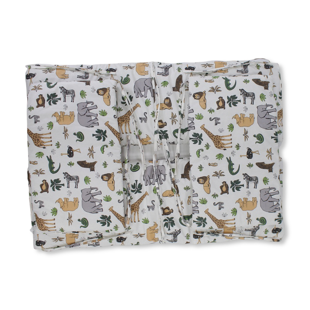 Baby Crib Bumper Set – Off-White with Wild Animals Print
