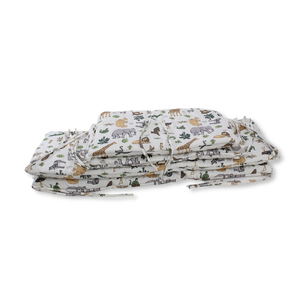 Baby Crib Bumper Set – Off-White with Wild Animals Print