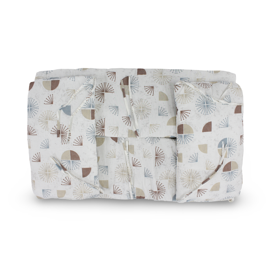 Cotton Crib Bumper – Off-White with Geometric Print