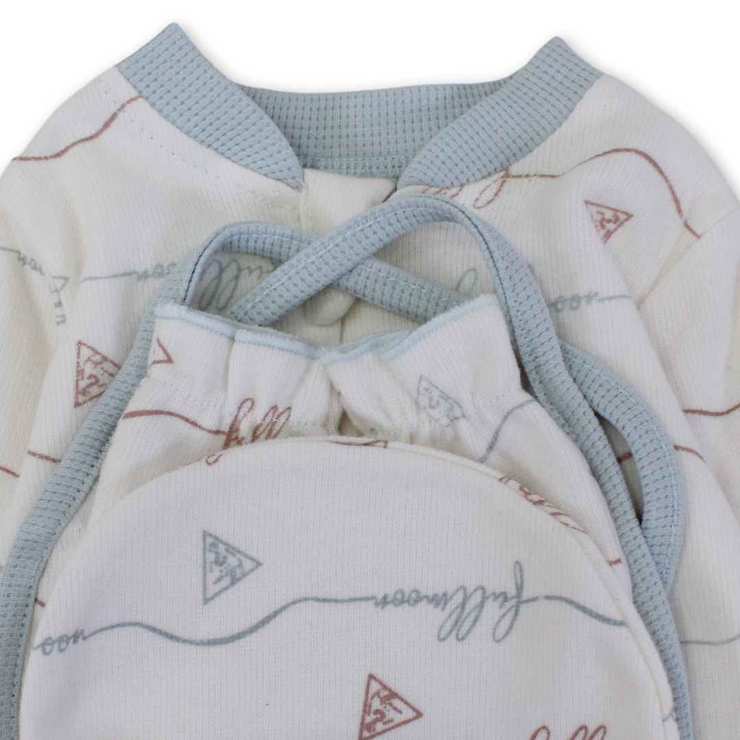 Baby Boys Gift Clothes Box – Off-White with Wavy Lines Print (0-3m)