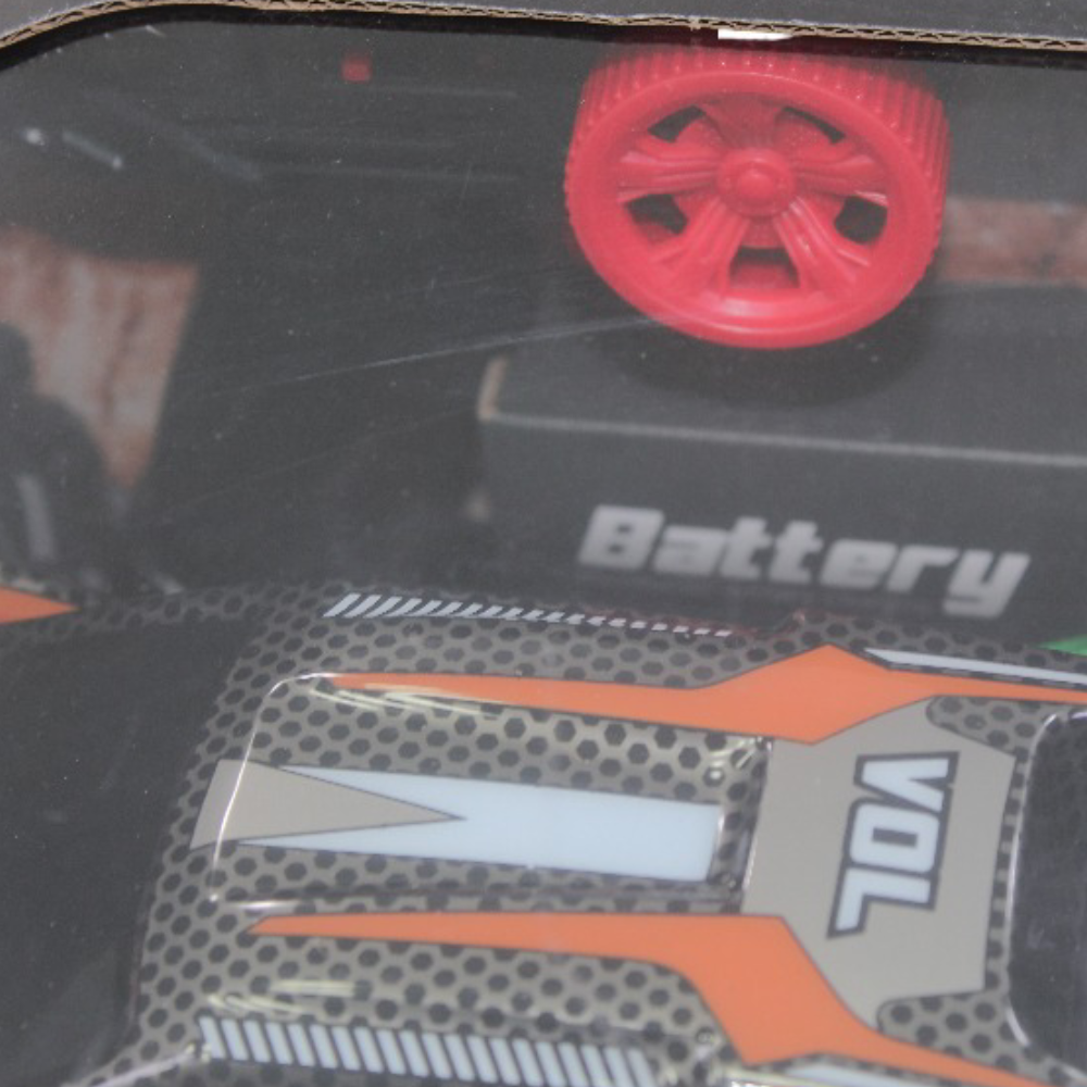 1:10 Scale High Speed 2.4G Remote Control Car with Lights and USB Charger